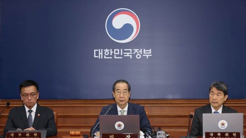 S. Korea’s opposition pushes impeachment vote against PM Han