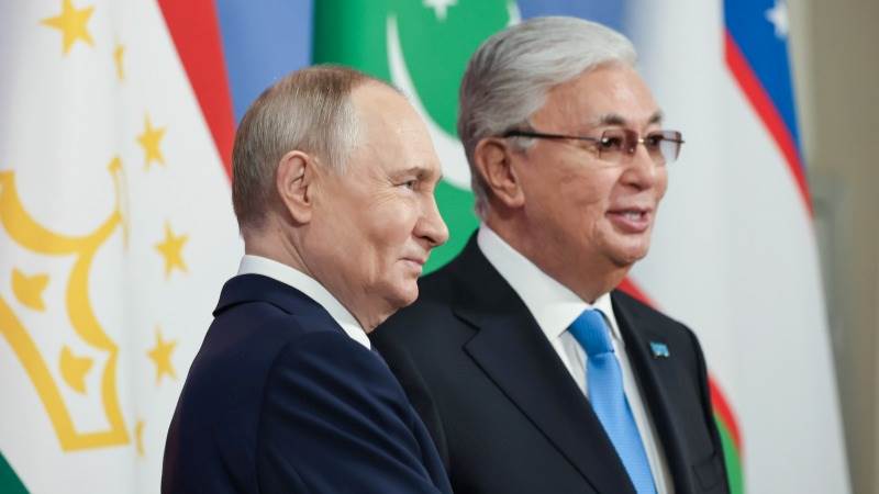 Putin talks plane crash with Kazakhstan’s leader