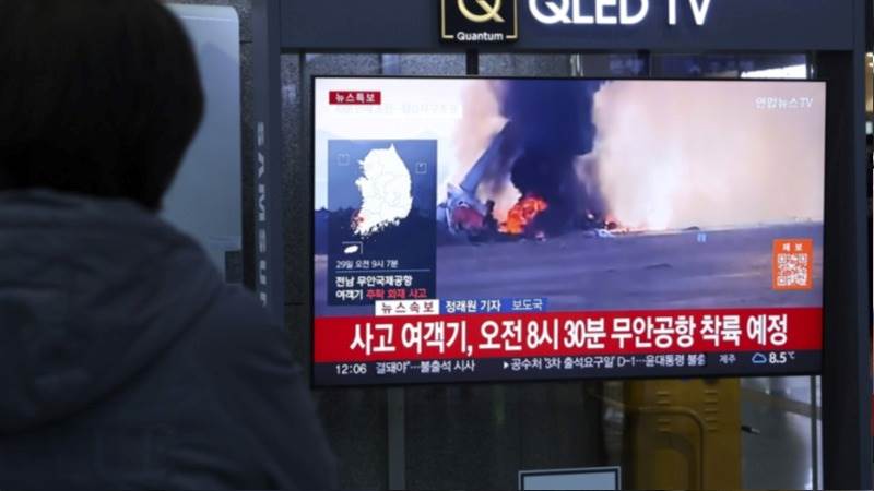 85 dead in S. Korea plane crash amid fears only 2 survived