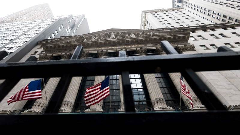 US closes higher as S&P 500 snaps five-day losing streak