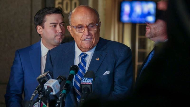 Giuliani found in contempt in Georgia defamation case