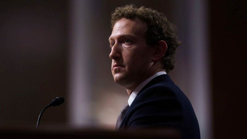 Zuckerberg: Meta replacing fact checkers