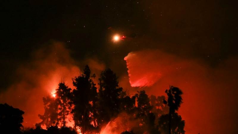 Firefighting plane hits drone over Palisades Fire, lands safely