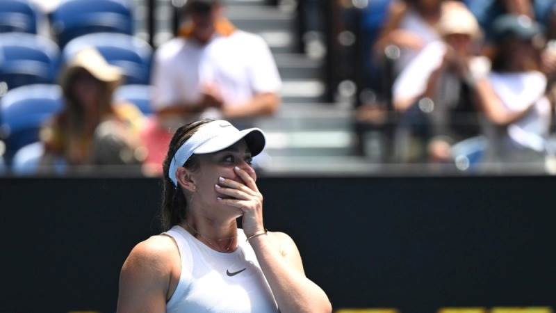 Paula Badosa advances to Australian Open semis after beating Gauff