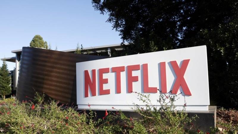 Netflix revenue up by 16% to $10.2B in Q4