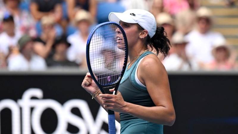 Keys defeats Svitolina to reach Australian Open SFs