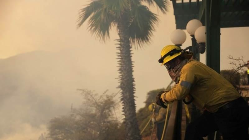 Hughes Fire spreads rapidly near Los Angeles