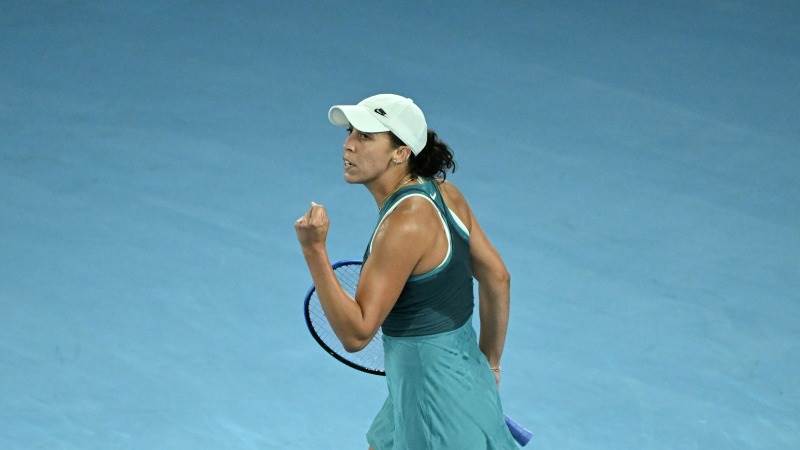 Keys beats Swiatek, gets to Australian Open final