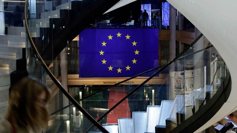 EU likely to ease Syria sanctions on Monday