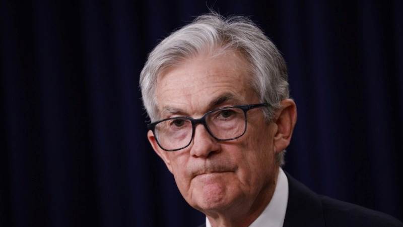 Powell says Fed not in hurry to adjust policy stance