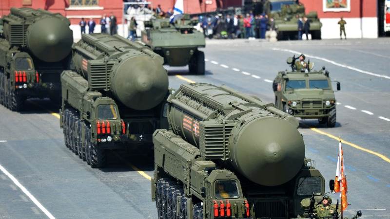 Russia carries out military drills with ICBMs