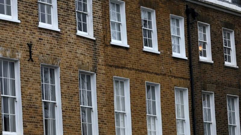 UK house prices up by 3% in January