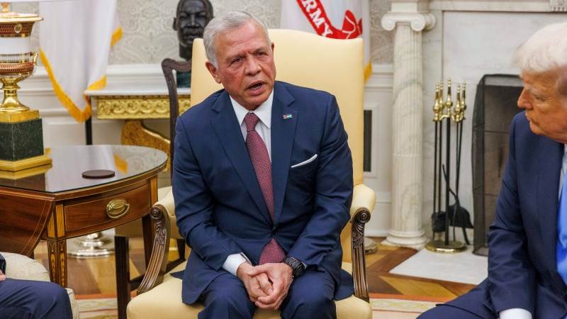 Jordan against displacing Palestinians, king says