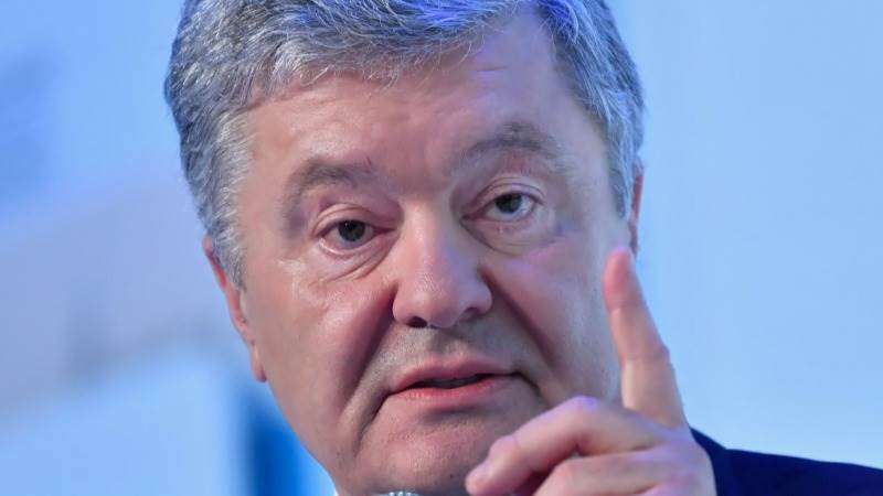 Ukraine sanctions ex-president Poroshenko