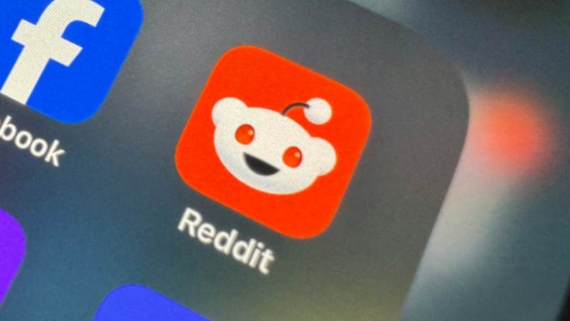 Reddit’s Q4 revenue at $427.7 million, up 71%