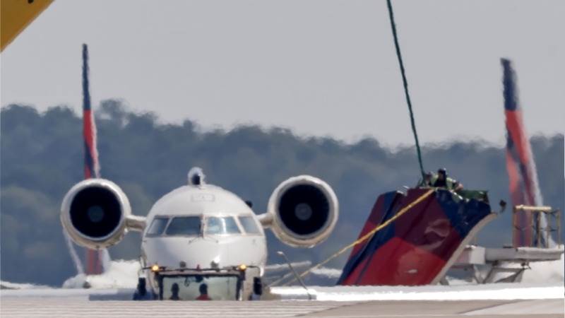 Delta plane crash leaves 15 injured, 3 in critical condition