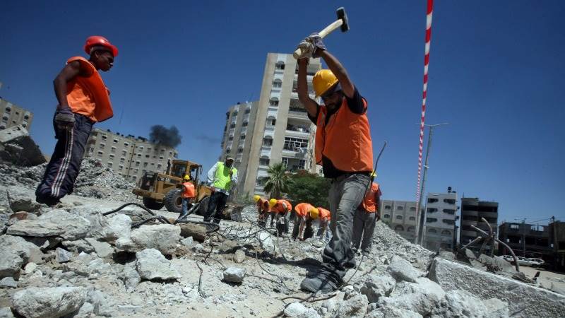 Israel to allow mobile homes, heavy equipment into Gaza