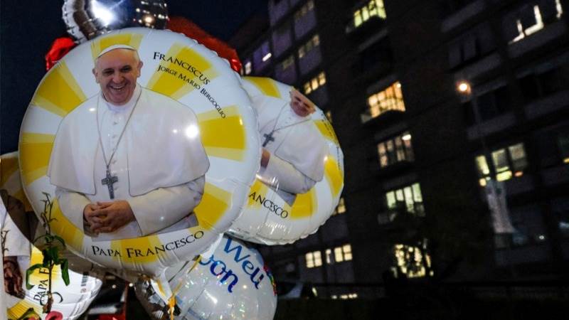 Pope’s condition still critical but he remains ‘alert’