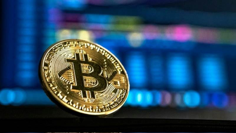 Bitcoin drops under $84,000 mark