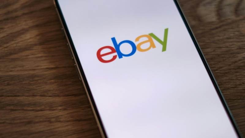 eBay’s revenue in Q4 at $2.6 billion, up 1%