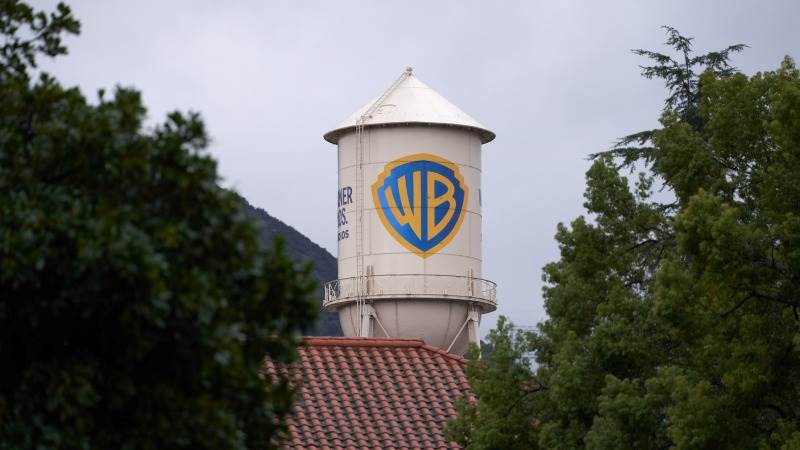 Warner Bros. Discovery’s Q4 revenue down 2% to $10B