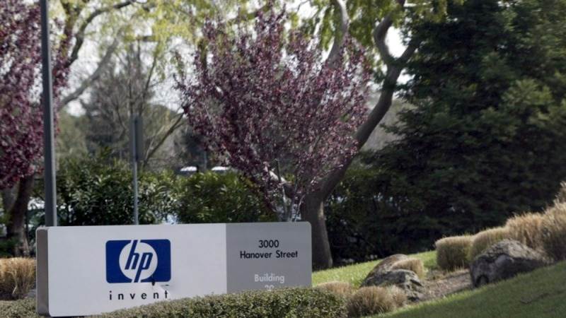 HP revenue grows 2.4% to $13.5B in Q1 2025