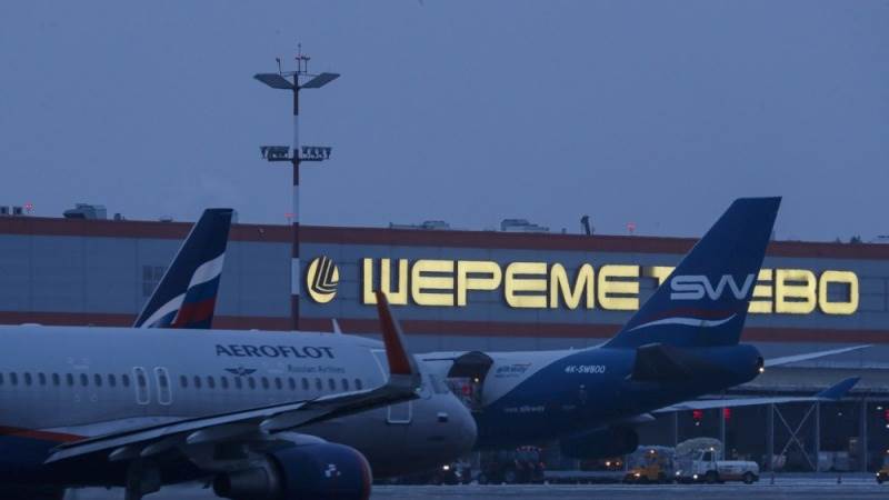 Moscow’s airport temporarily restricts traffic