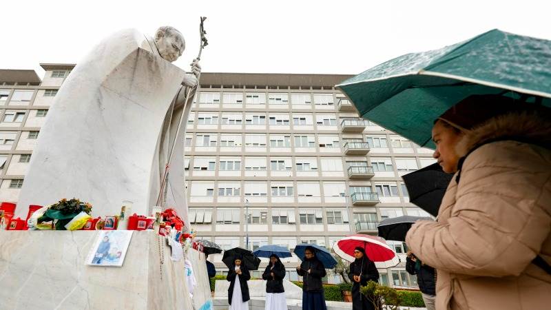 Pope Francis continues to rest after ‘peaceful night’