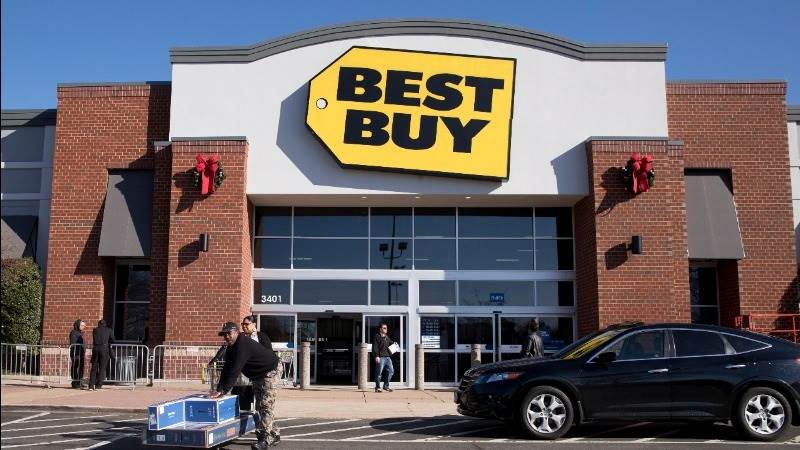 Best Buy’s Q4 revenue down 5% to $13.9B