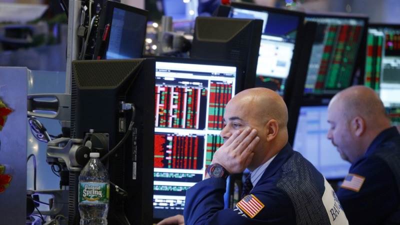 US opens with losses amid trade war