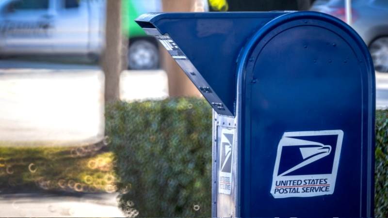 Musk: US gov’t should privatize USPS, Amtrak