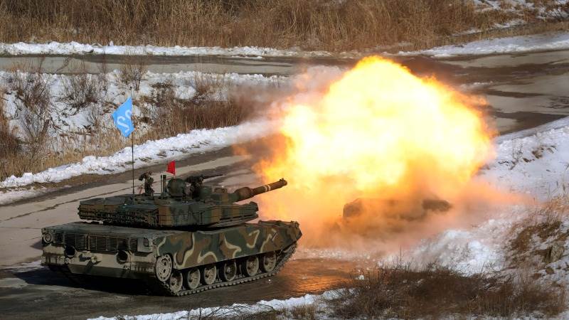 Shell injures 7 people in S. Korea during military drills