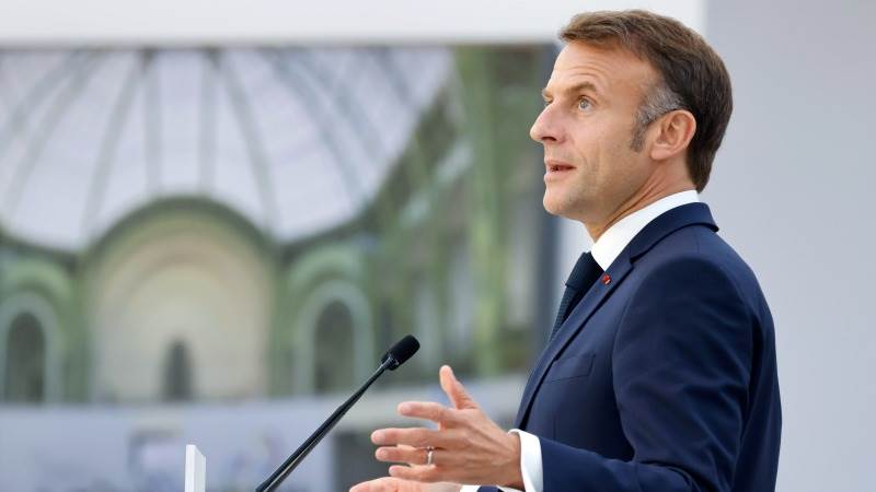 Macron says Putin is a ‘revisionist imperialist’