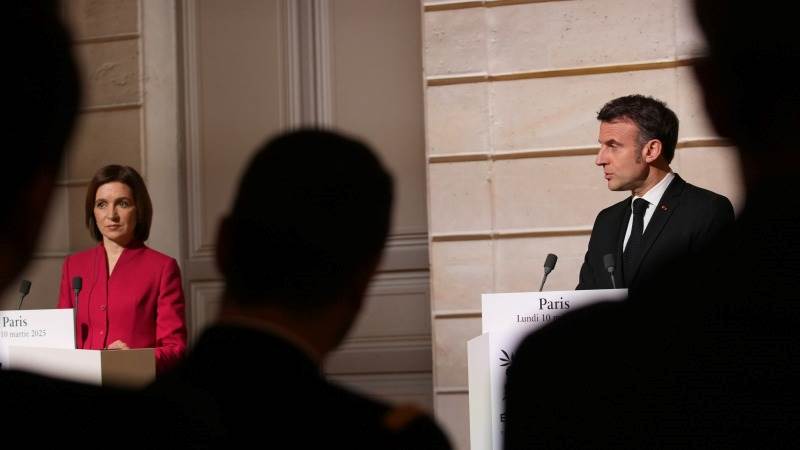 Macron: Moldova facing increasingly blatant Russian threats