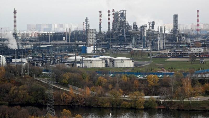 Ukraine claims it hit Moscow’s oil refinery