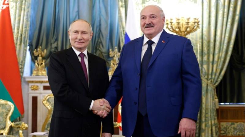 Putin, Lukashenko sign deal on mutual protection