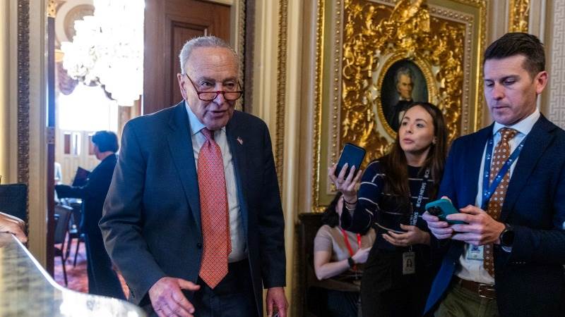 Schumer says he will vote to advance GOP funding bill