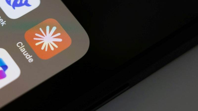 Anthropic introduces Claude for small firms - Breakingthenews.net