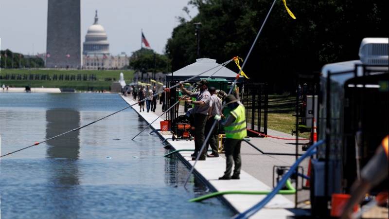 Trump says Lincoln Reflecting Pool vandalized
