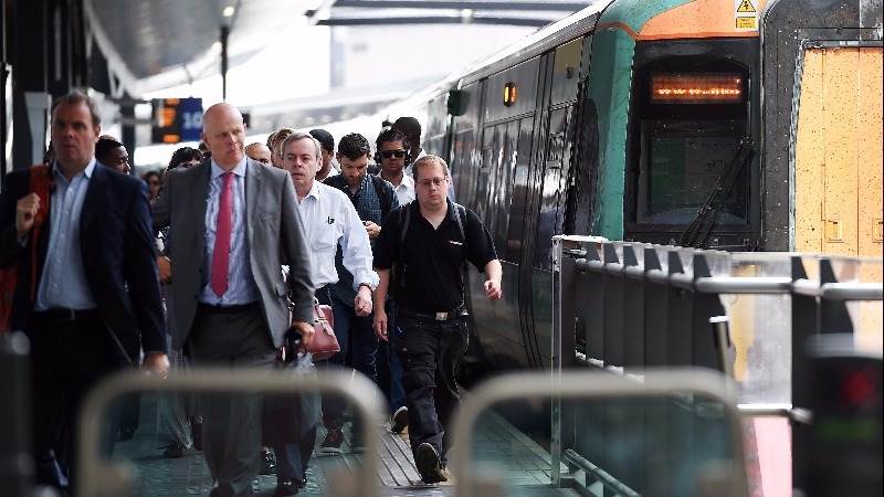 London Bridge station evacuated