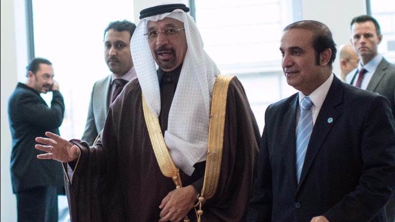 Oil soars 6% as OPEC nears deal