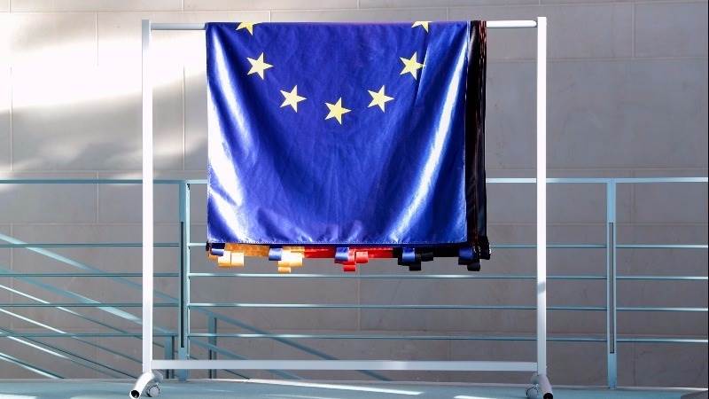 Europe opens lower amid political uncertainty