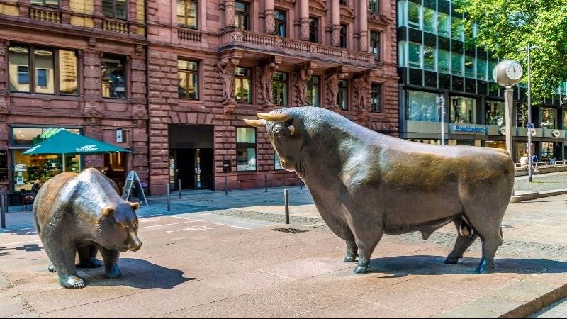 Europe settles higher after Trump’s comments