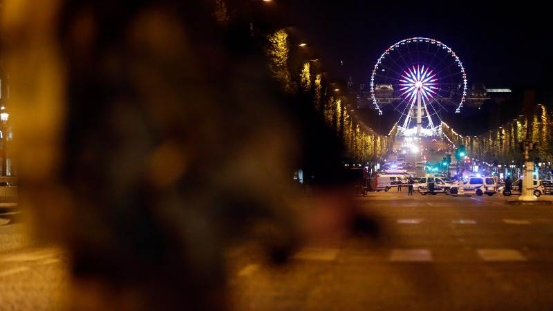 Note praising ISIS found in pocket of Paris attacker