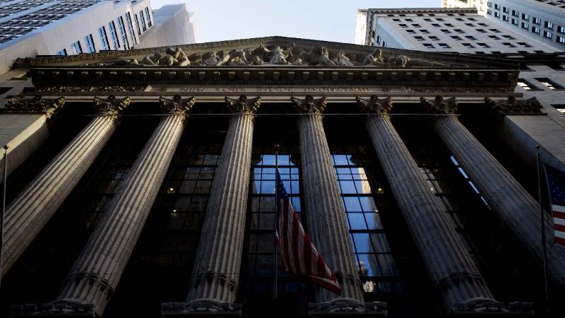 US markets close higher ahead of Trump speech