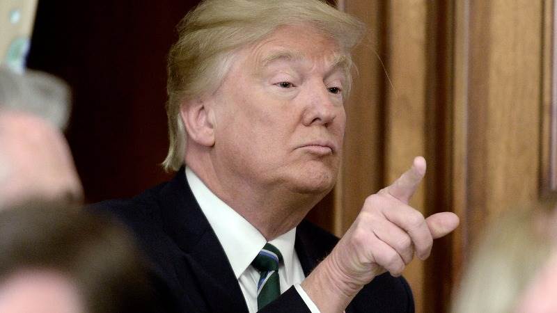 Trump's lawyer says president not under probe