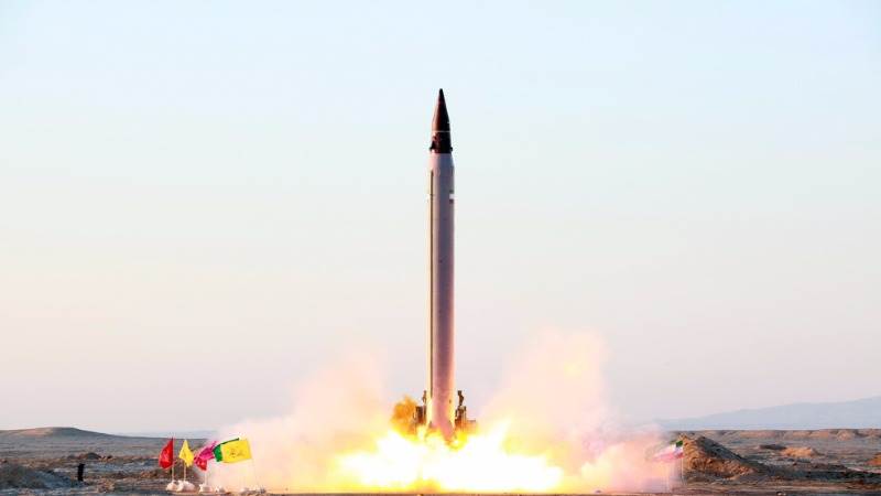 Iran hits ISIS base in Syria with missiles