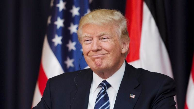Trump retweets sheriff's Father's Day post