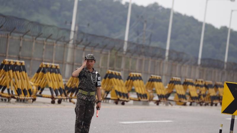 China praises proposal for talks on Korean Peninsula