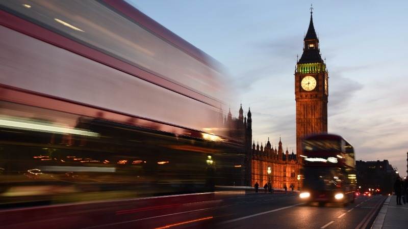 Europe closes mixed with Brexit talks underway